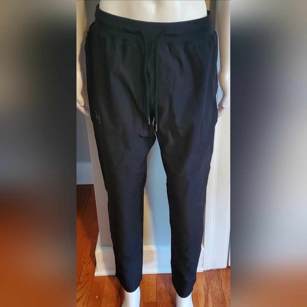 Under Armour Men's Large Black Joggers #1372614